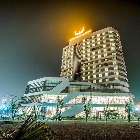 Muong Thanh Grand Bac Giang Hotel מראה חיצוני תמונה